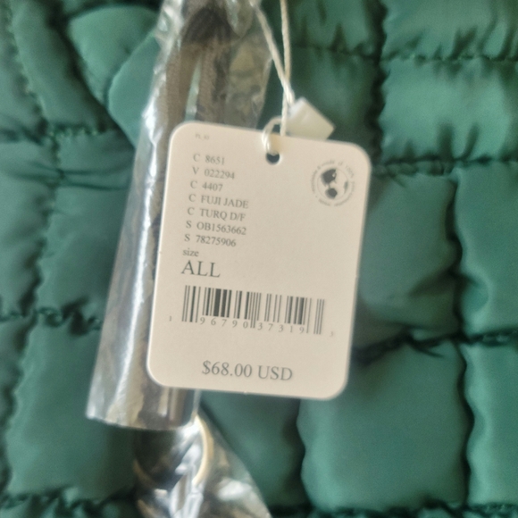 🍏SOLD Free People Quilted Carryall in Fuji Jade - Picture 2 of 4